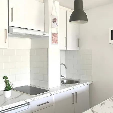 Coqueto Apartamento A Un Minuto De Cala Blanca דירה